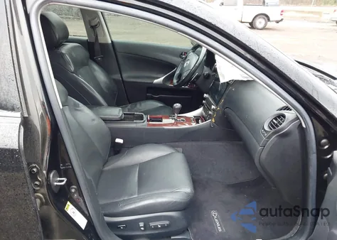 2007 Lexus Is 350 z USA, uszkodzony, nr VIN JTHBE262575015796